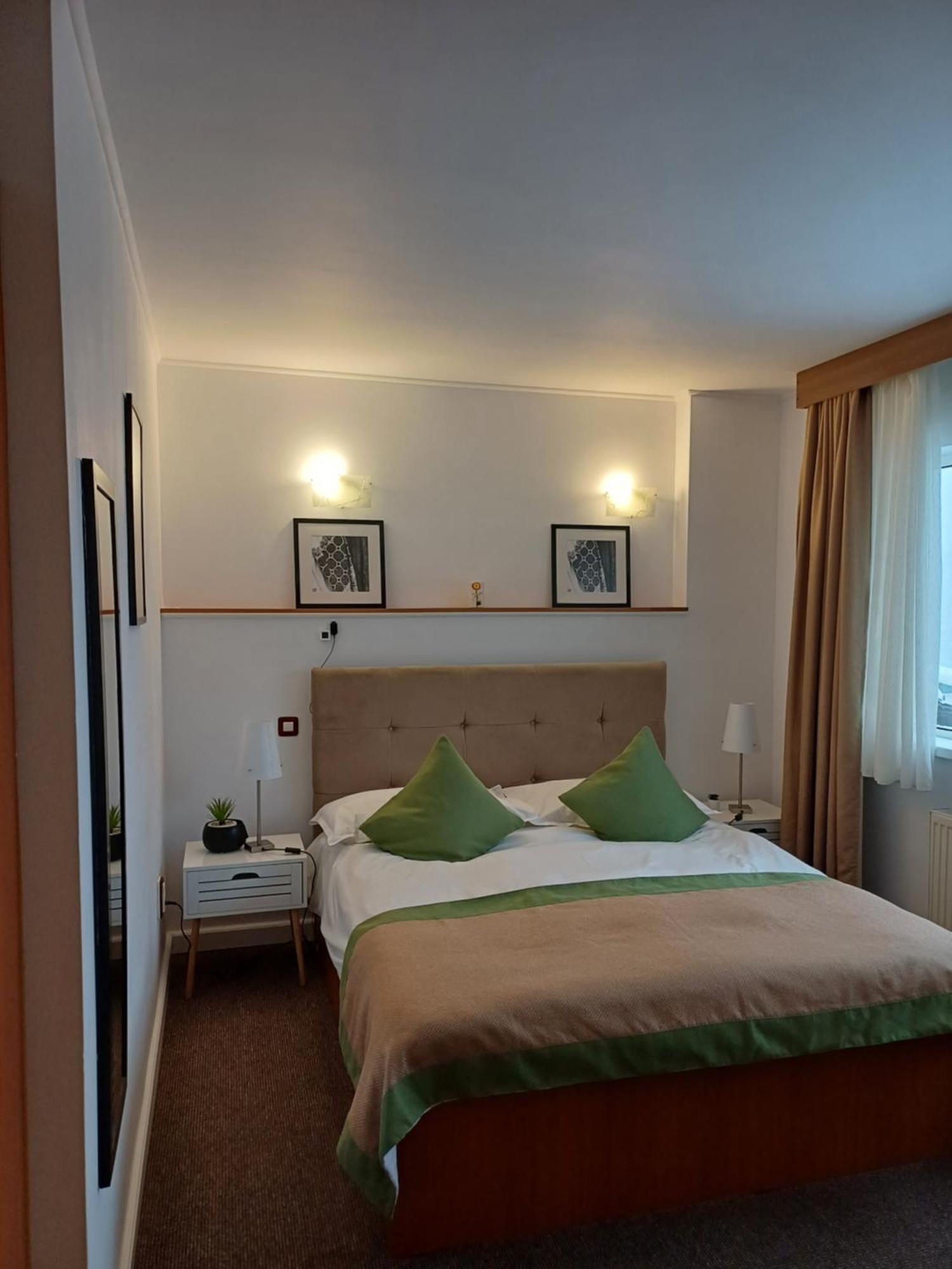 Apartamente Private A&L View Sinaia Extérieur photo